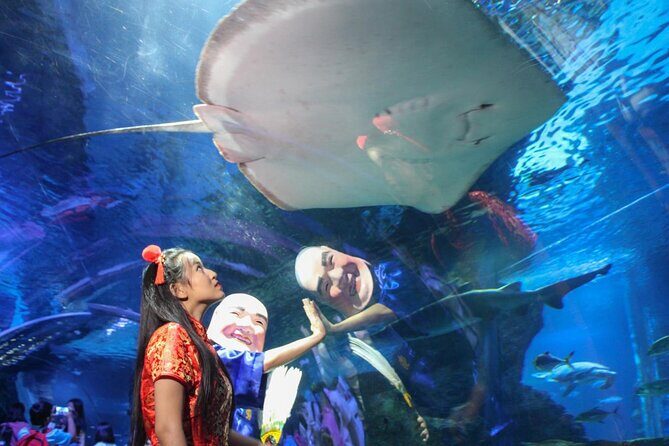 Duo SEA LIFE and Madame Tussauds Ticket in Bangkok - Dive into Bangkok’s Best with the Duo SEA LIFE and Madame Tussauds Ticket