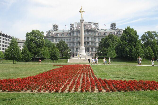 Dupont & Logan Circles Self-Guided Walking Tour & Scavenger Hunt - Who Will Appreciate This Experience?