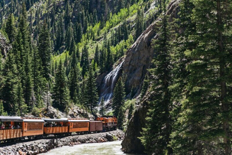 Durango: Round-Trip Train Ticket to Silverton - Who should consider this tour?