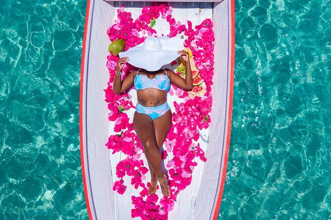 Dushi Boat Drone Photoshoot | Free Champagne | Fruits and Flowers - Frequently Asked Questions