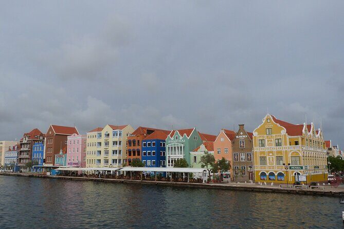 Dushi vibes Curaçao Highlights & Beach - Discover Curaçao’s Charm with the Dushi Vibes Highlights & Beach Tour