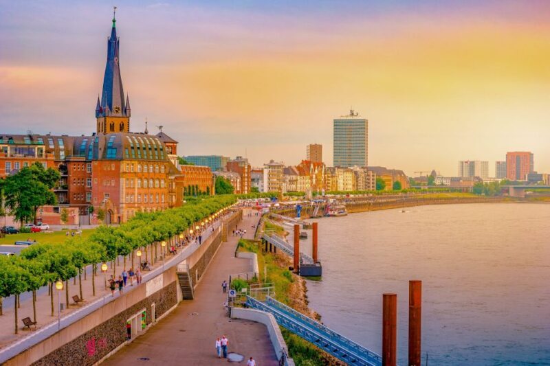 Düsseldorf: Classic City Segway Tour - Key Points