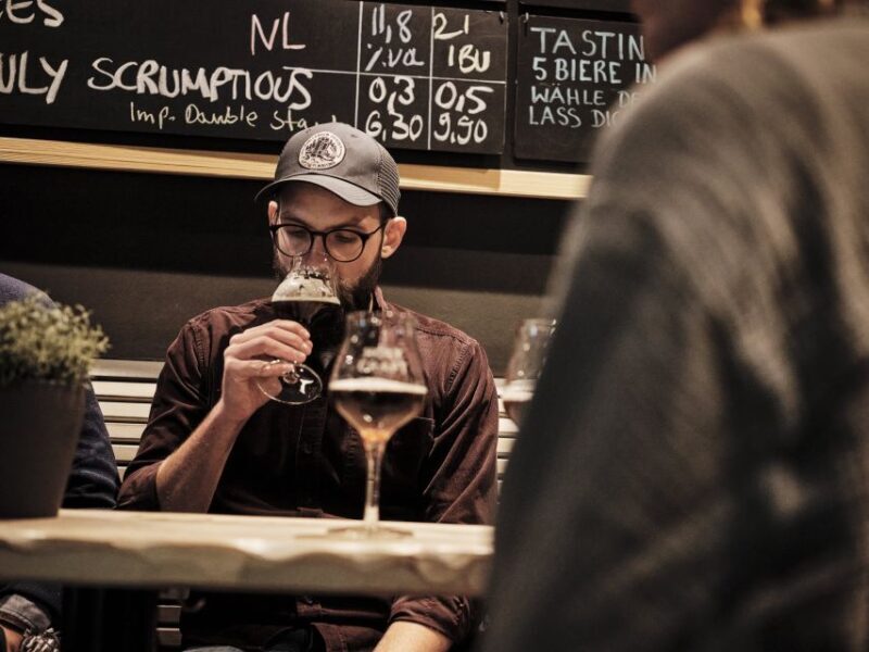 Düsseldorf: Craftbeer & Streetfood - Who Will Appreciate This Tour?
