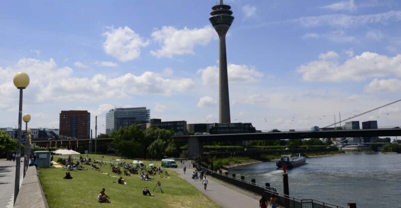 Düsseldorf: Old town and banks of Rhine - heart and lifeline - Who Should Consider This Tour?