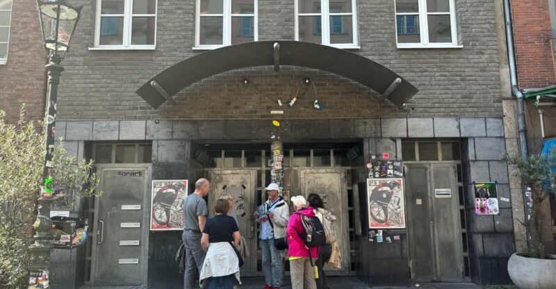 Düsseldorf: Old Town Historical Walking Tour with GEO EPOCHE - Key Points
