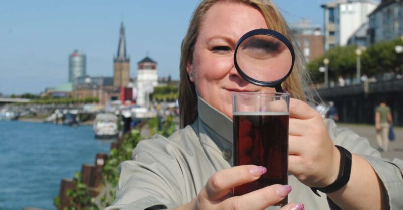 Düsseldorf: Old Town Interactive Crime Tour with actor - Who Should Consider This Tour?