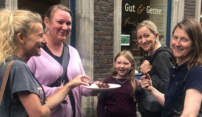 Düsseldorf: Sweet Treats Guided Walking Tour of Old Town - Practical Tips for Visitors