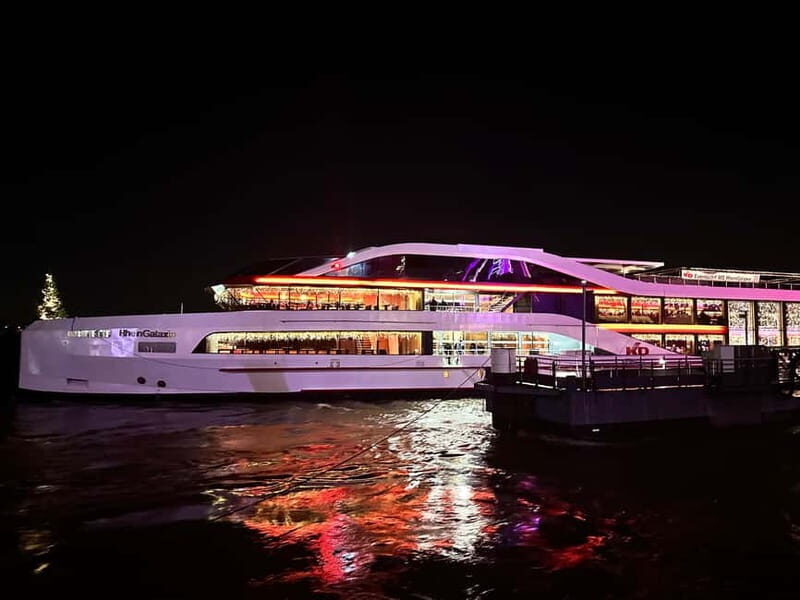Düsseldorf: Winter Afternoon Boat Cruise on the Rhine - Key Points