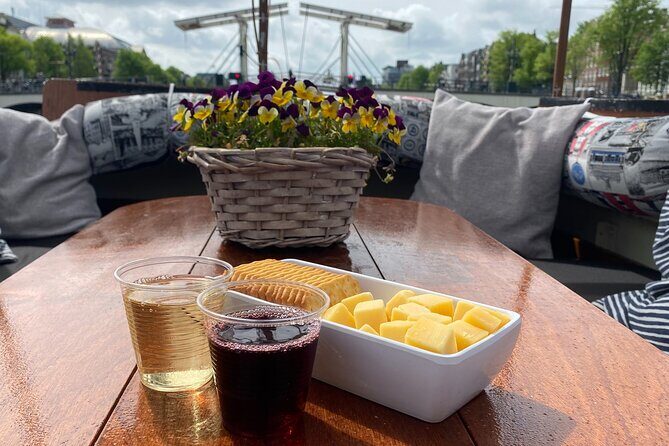 Dutch Cheese & Drinks Guided Amsterdam Boat Tour, All Included - Exploring the Amsterdam Canals – What’s Included?