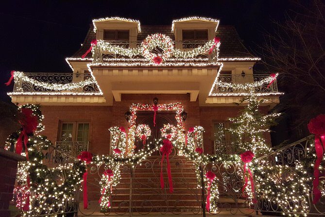 Dyker Heights Brooklyn Christmas Lights Tour - Exploring Brooklyn’s Festive Spirit: Dyker Heights Christmas Lights Tour