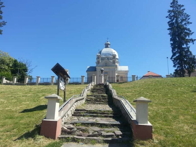 Dzukija National Park and Grutas Park: Full-Day Tour - Exploring Lithuania’s Natural and Cultural Gems