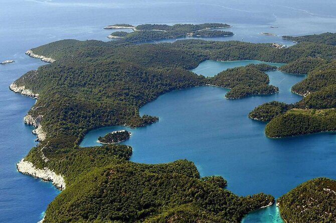 E-bike & boat - Dubrovnik to Mljet National Park - Prapratno Beach – First Stop with a Splash