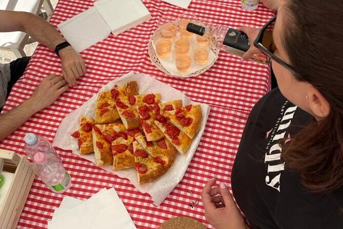 E-Bike, Focaccia and Wine - Discovering Alberobello and Locorotondo on Two Wheels