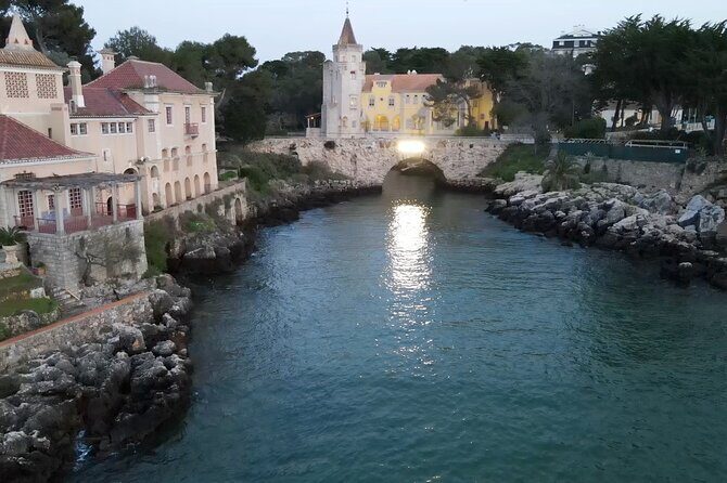 E-bike from Sintra Mountains to Cascais Sea with pickup in Lisbon - Exploring the Route in Detail