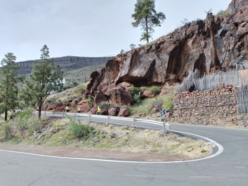 E-Bike Mountain Tour in Natural Park +Option Tapas in a Cave - FAQ