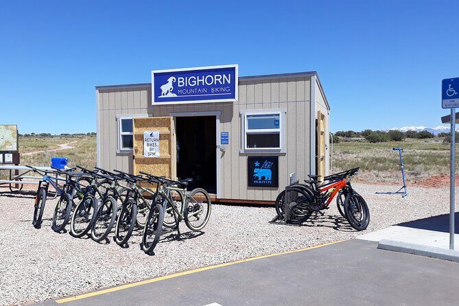 E-Bike Private Half-Day Dead Horse Point Mountain Biking Tour - Key Points