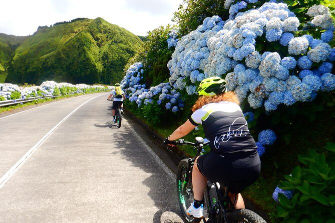 E-bike Sete Cidades- "All Mountain" bike program - A Closer Look at the Sete Cidades E-bike Tour