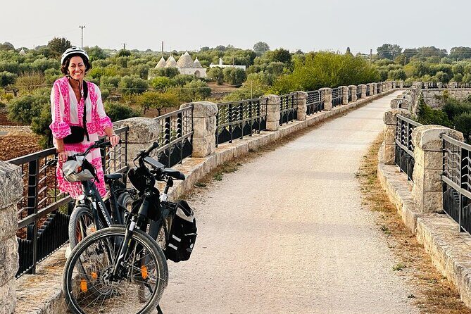 e-bike tour along the cycle path of the Apulian Aqueduct - An In-Depth Look at the Experience