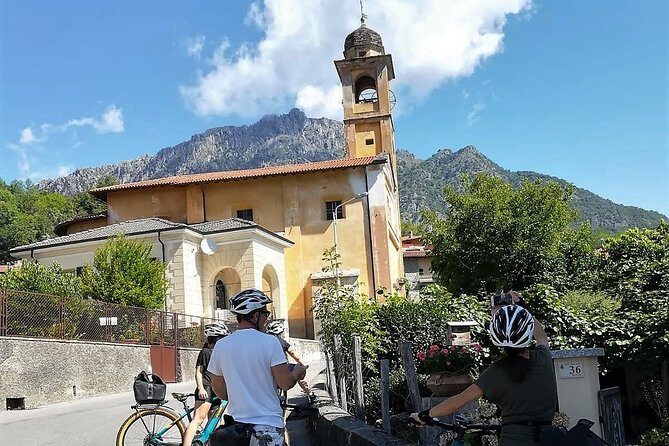 E-Bike Tour around Three Lakes and Idyllic Mountain Life - A Deep Dive into the E-Bike Tour around Three Lakes and Mountain Life