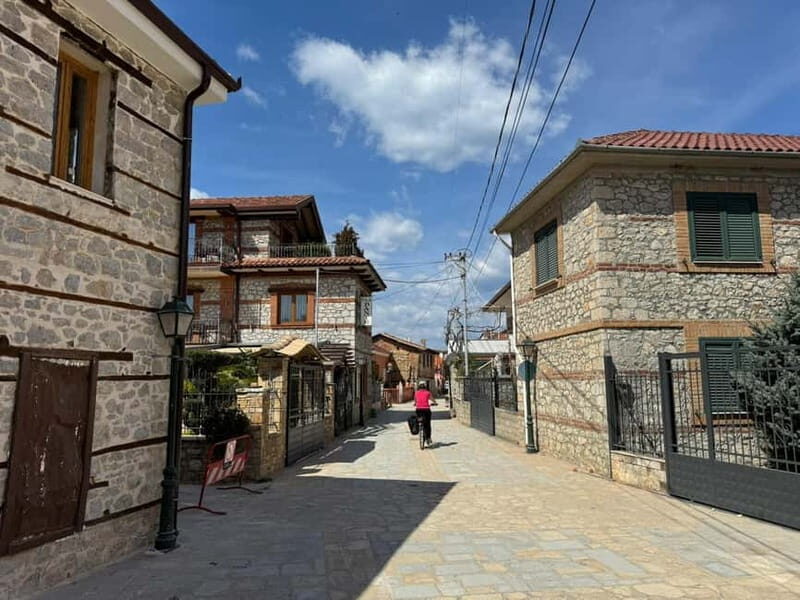 E-biking across the border, from Ohrid to Albania. - Key Points