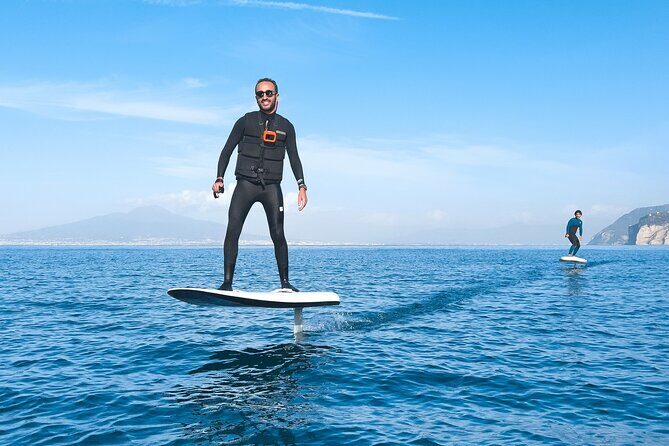 E-foil experience in Capri: fly over the sea - FAQs