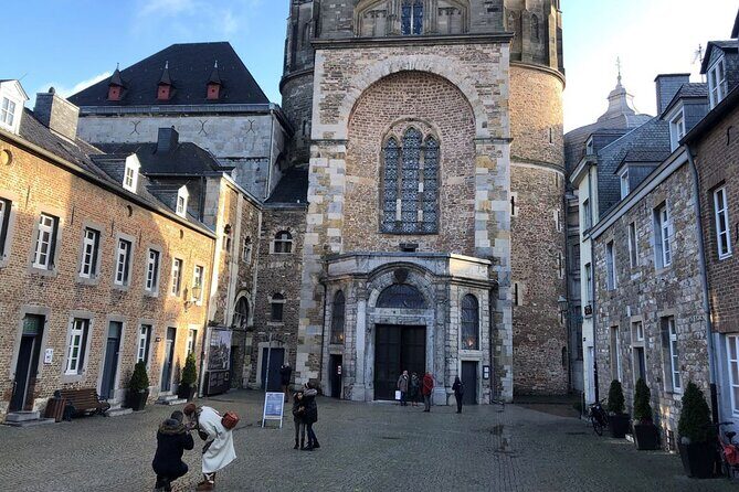 e-Scavenger hunt Aachen: Explore the city at your own pace - A Detailed Look at the Aachen E-Scavenger Hunt Experience