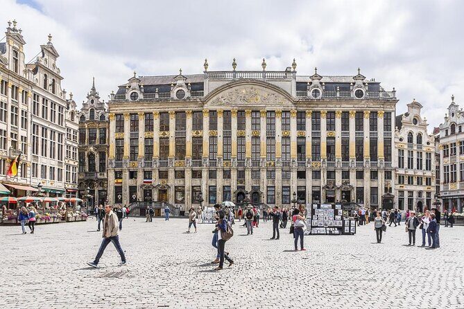 e-Scavenger hunt Antwerp: Explore the city at your own pace - Exploring Antwerp with the e-Scavenger Hunt: An Independent Adventure