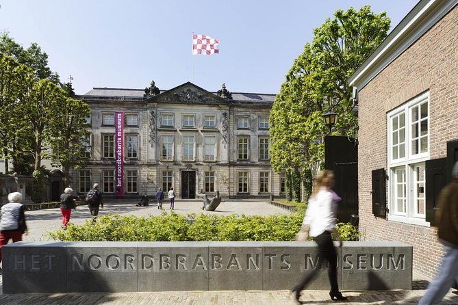 e-Scavenger hunt Den Bosch: Explore the city at your own pace - Who Will Love This?