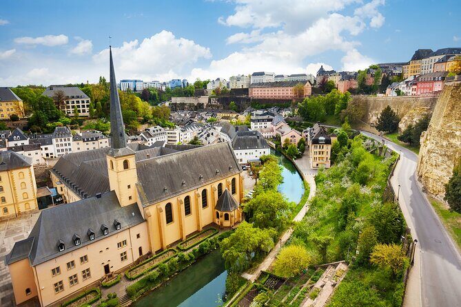 e-Scavenger hunt Luxembourg: Explore the city at your own pace - The Sum Up