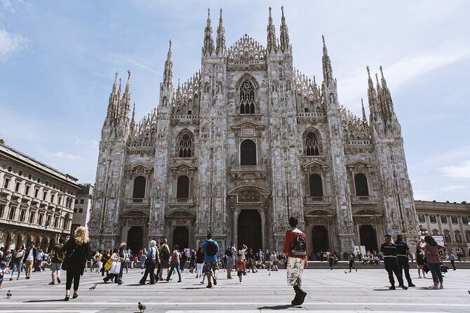 e-Scavenger hunt Milan: Explore the city at your own pace - Value and Practical Tips