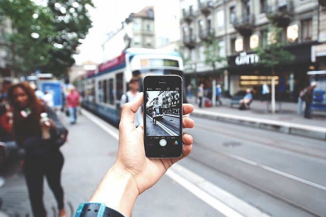 e-Scavenger hunt Rotterdam: Explore the city at your own pace - What You Can Expect: From Questions to Challenges