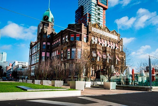 e-Scavenger hunt Rotterdam: Explore the city at your own pace - The Bottom Line: Who Should Consider This?