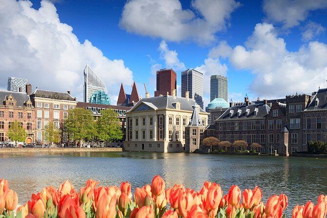 e-Scavenger hunt The Hague: Explore the city at your own pace - A Detailed Look at the Experience