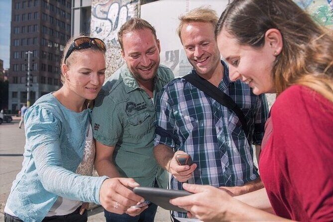 e-Scavenger hunt Valencia: Explore the city at your own pace - Explore Valencia with Your Own Pace and a Fun Digital Treasure Hunt