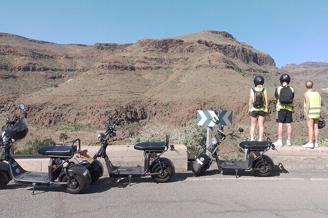 e-Scooter or e-Bike Maspalomas Tour+Visit Western Town Sioux City - FAQs