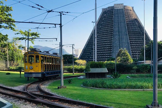 E-Scooter Ride: Lapa + Santa Teresa + Selaron Stairs - Who Should Consider This Tour?