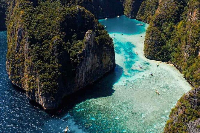 Early Bird Phi Phi + 4 Islands by Speedboat - In-Depth Review of the Early Bird Phi Phi + 4 Islands Tour