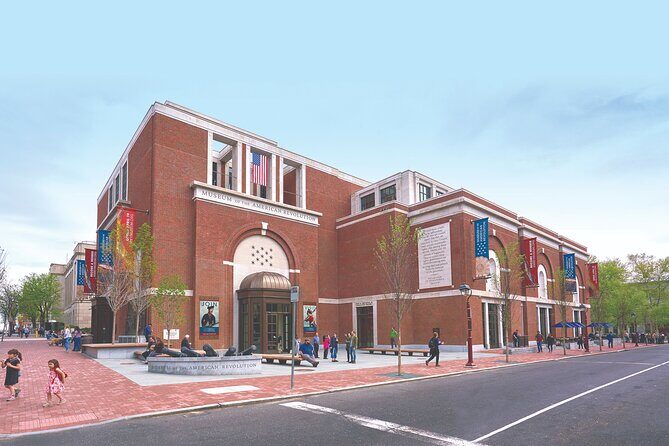 Early Entry: Museum of the American Revolution Admission & 1-Hour Guided Tour - An In-Depth Look at the Experience