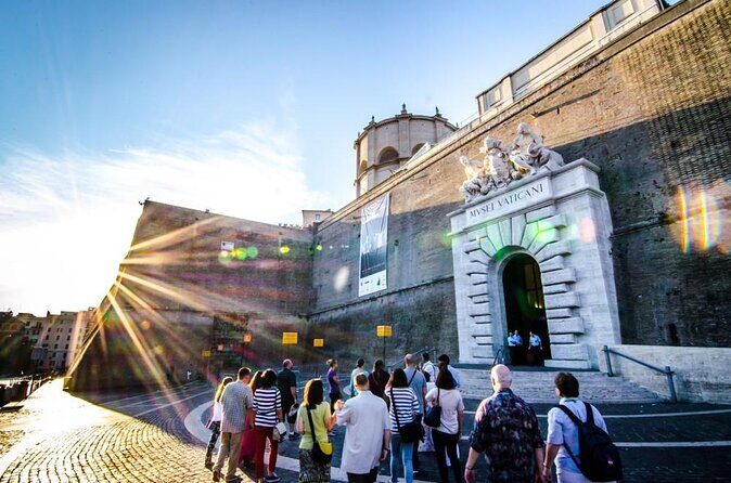 Early Morning Vatican, Sistine, St. Peter's Semi or Private Tour - Key Points
