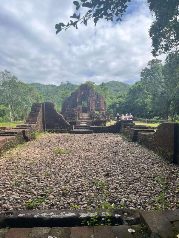 Early My Son tour/transfer to avoid crowd and the heat - Transportation and Overall Value