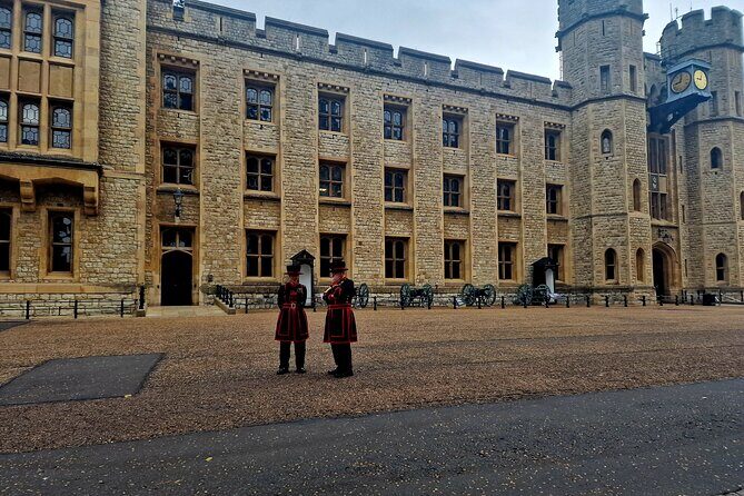 Easy Access Tower of London Crown Jewel Torture and Executions - Who Should Consider This Tour?