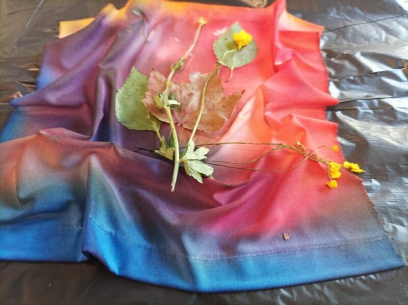 Easy Fabric Dyeing at clothing designer's cozy home - Who Will Love This Tour?