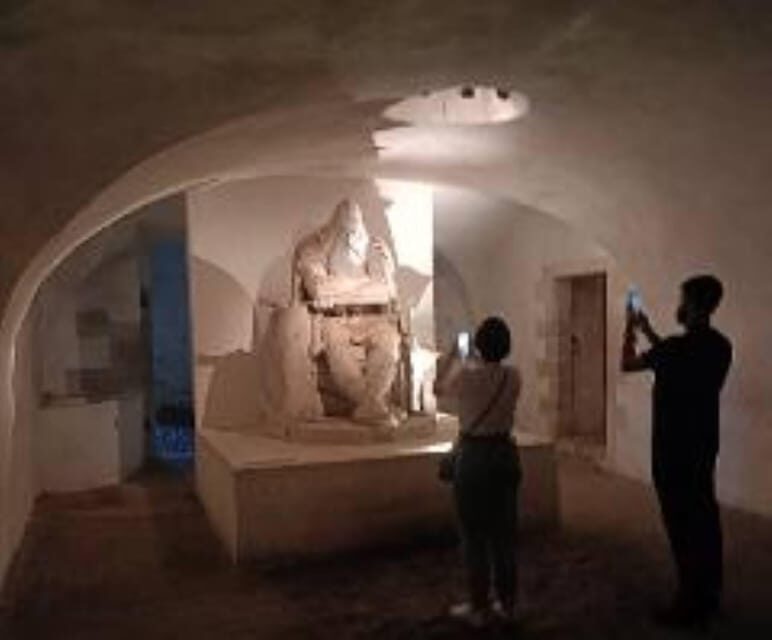 Easy Pace Tour of Kronbog Castle & Frederiksborg Palace W - Key Points
