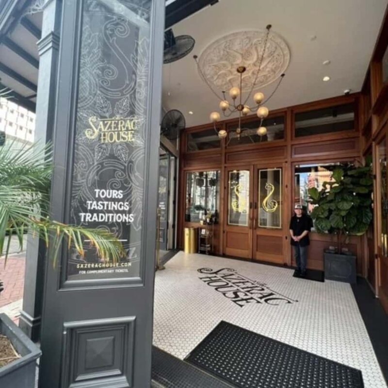 Eat, Drink, and "Vue" New Orleans! - Authentic Food and Cocktails at Bourbon House