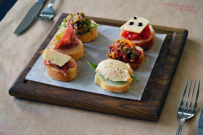 Eat Like a Local: 3-hour Venice Small-Group Food Tasting Walking Tour - Cured Meats, Cheese, and Regional Wines