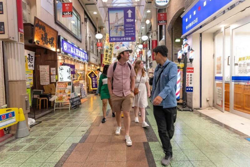 Eat Our Favorites! Osakas Backstreet Dining - The Guide and Group Size