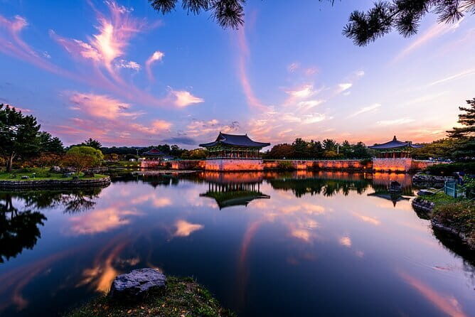 Echoes of Silla Gyeongju Historical Guided Day Tour from Busan - Hwangnidan-gil: Where Tradition Meets Trend