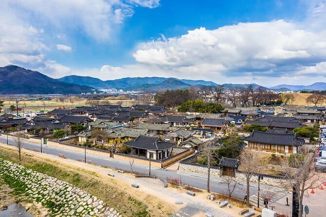 Echoes of Silla Gyeongju Historical Guided Day Tour from Busan - Donggung Palace and Wolji Pond: A Tranquil Reflection of the Past