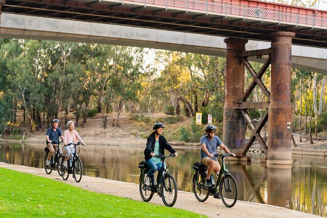 Echuca Guided E-Bike Cycling Tour - Discovering Echuca on Two Wheels: A Complete Guide to the Guided E-Bike Tour