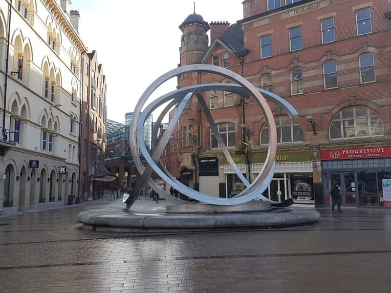 Eclectic Belfast City Center Walking Tour / Experience . - Key Points